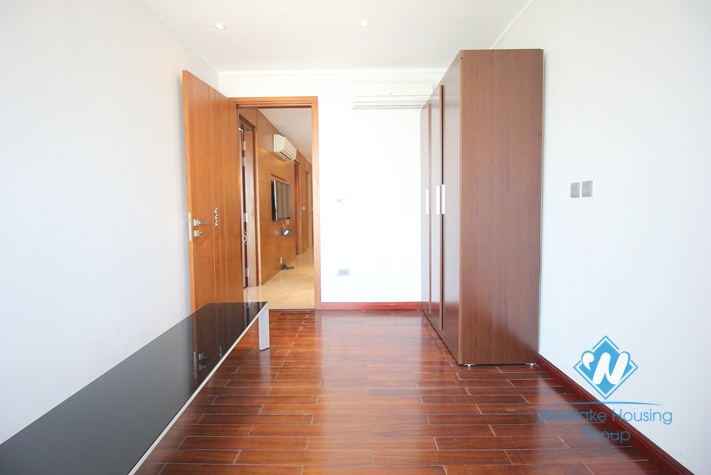 Nice three bedrooms apartment for rent in L tower, Ciputra urban, Tay Ho, Ha Noi